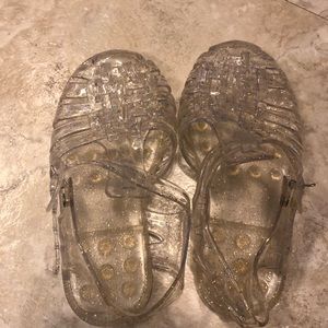 Clear glitter silver jelly shoes